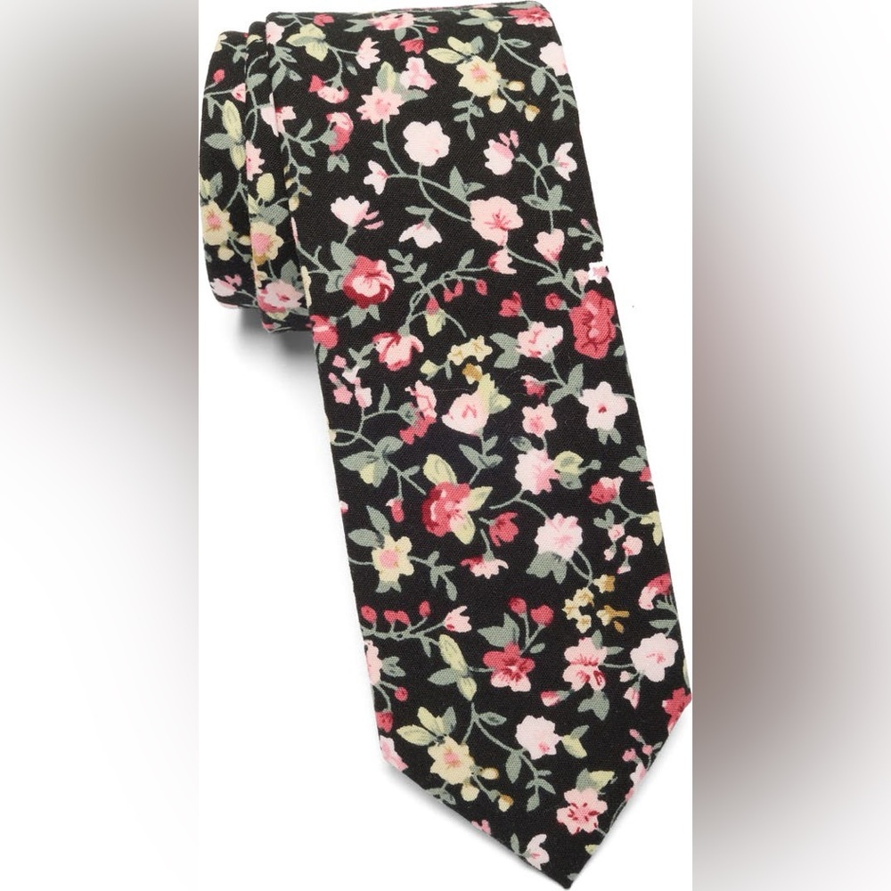 Harkins Floral Print Tie
Original Penguin